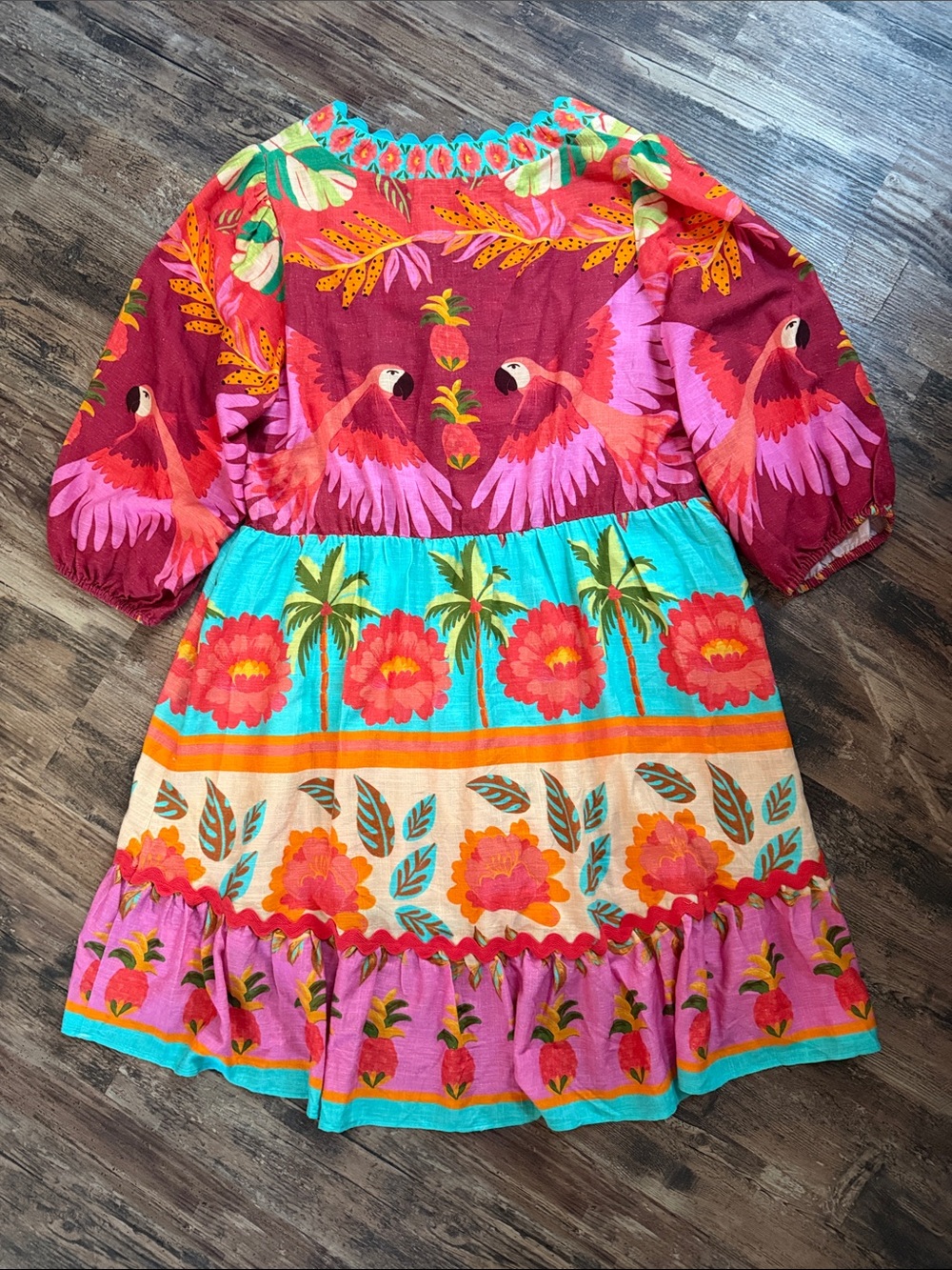 CITY CHIC Plus Size Cabana Mini Placement Dress Size Large 20 - Picture 2 of 4